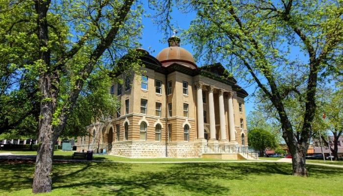 hays county historic courthouse in san marcos