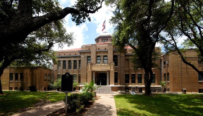 jim wells county courthouse