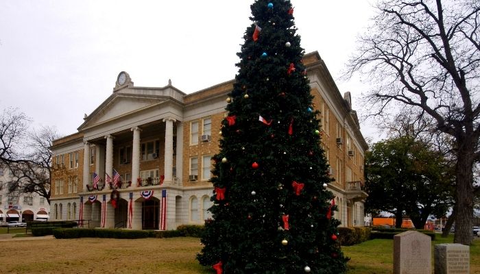 uvalde county courthouse